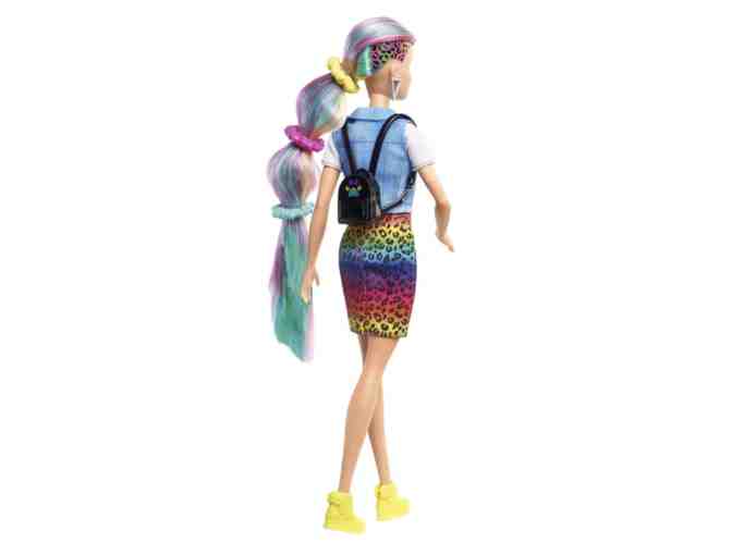 Barbie Leopard Rainbow Hair Doll with Color-Change Hair Feature and 16 Accessories