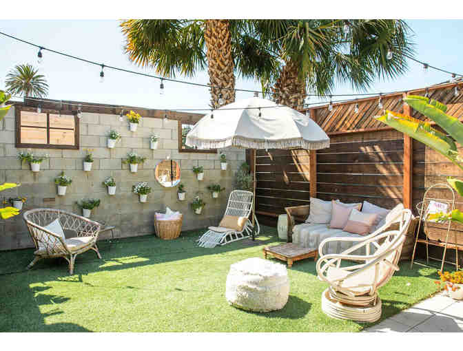 Ellie and Sass: The Works Manicure and Pedicure