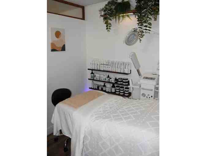 My Little Beautique: Signature Facial