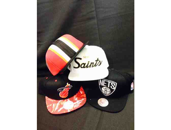 Mitchell & Ness 4 adjustable snapback hats (Saints/Nets/Falcons/Heat)