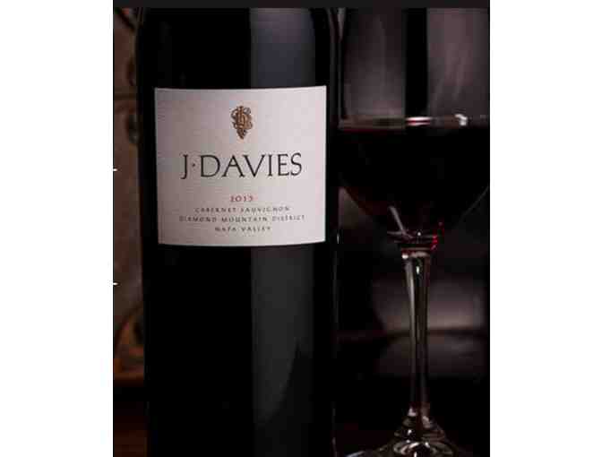 Wine tasting for two (2) at the exclusive Davies Vineyards
