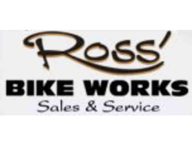 Ross' Bike Works - Momentum iNeed Street Bike