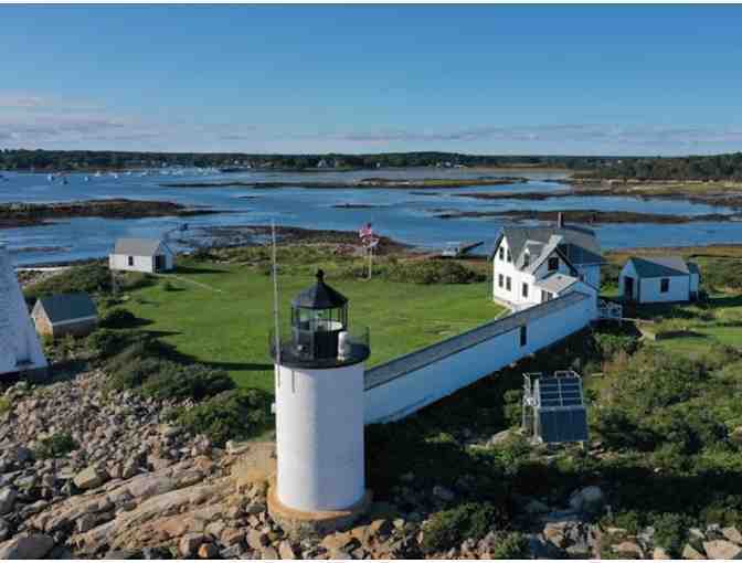 Lobster Roll Picnic at Goat Island Lighthouse by Kennebunkport Conservation Trust