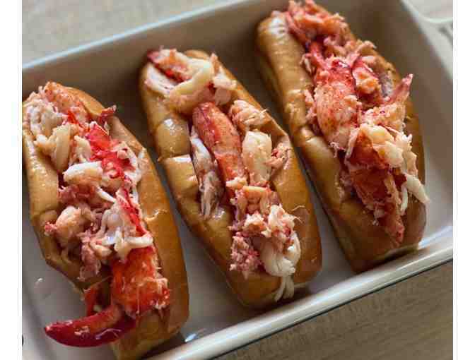 Lobster Roll Picnic at Goat Island Lighthouse by Kennebunkport Conservation Trust