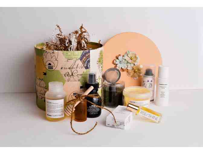 The B Hive Organic Salon Certificate & Gift Basket