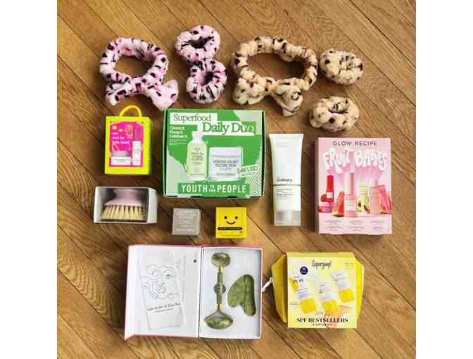 8th Grade Class Basket- Cougar and Cub: Skincare for Mom and Tween/Teens