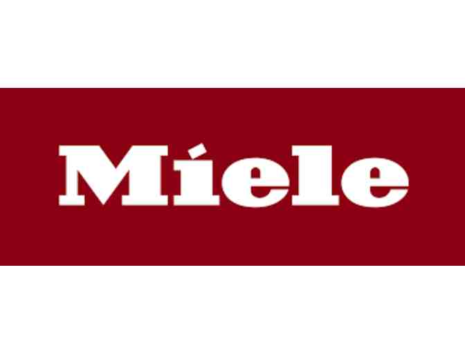 Miele H1 Broom Vacuum