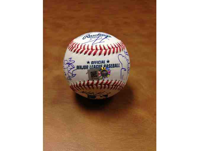 Atlanta Braves - 2014 Team Autographed Baseball - Authenticated