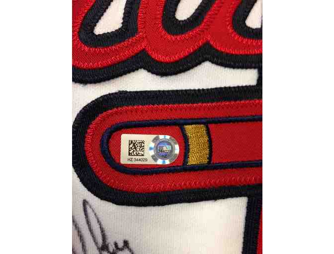 Atlanta Braves - 2014 Team Autographed Jersey - Authenticated