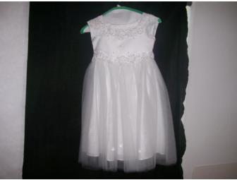 Beautiful White Dress for a Girl Size 6X