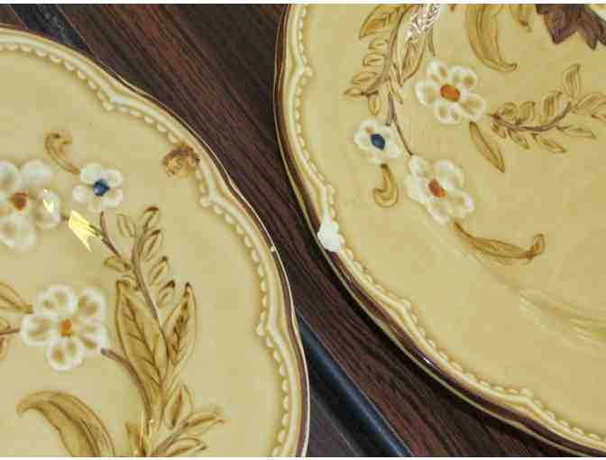 Franciscan Ware, 4 dinner plates