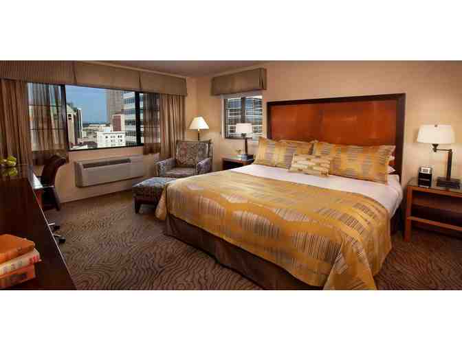 Night Stay Executive Guest Suite at the Portland Paramount Hotel