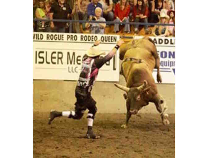8 Admissions to Jackson County Fair or Central Point Wild Rogue Pro Rodeo @the Expo