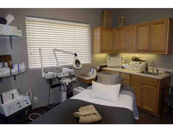 New Patient Visit to Dr. Blenkush, D.C. at Chiropractic Physicans Group - Photo 3