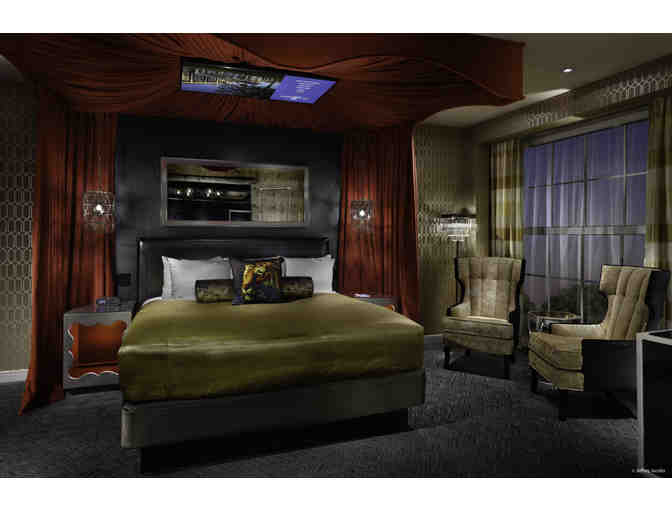 2 Nights at the Guest House at Graceland and Graceland Tour for 2