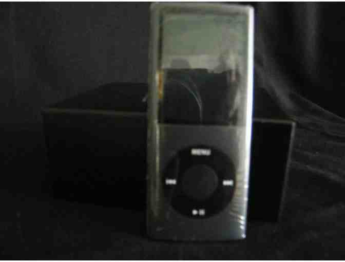 iPod Nano 8 GB 4th Generation - New