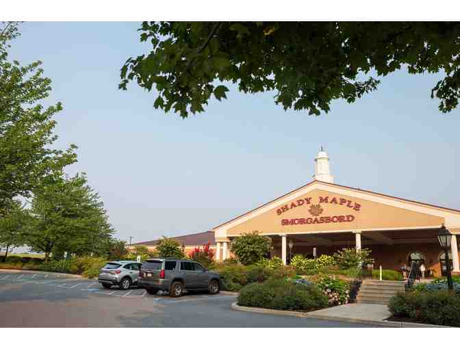 $25 Gift Card to Shady Maple Farm Market & Smorgasbord