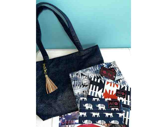 Makeup Junkie Blue Tooled Daykeeper Tote and bag set