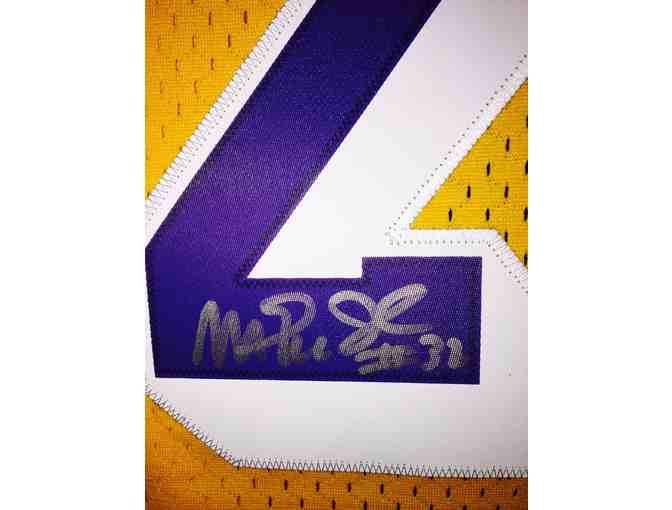 Magic Johnson (LA Lakers) autographed jersey