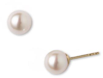 Mastoloni Freshwater Pearl Necklace and Earrings