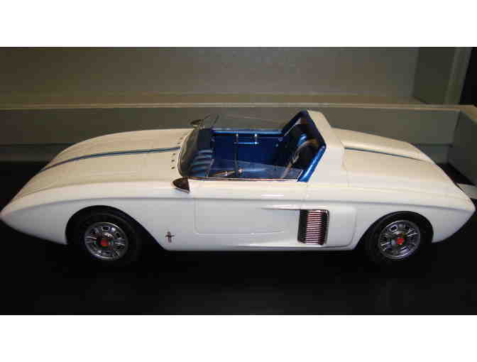 1962 Ford Mustang I Concept 1:24 scale hand crafted model