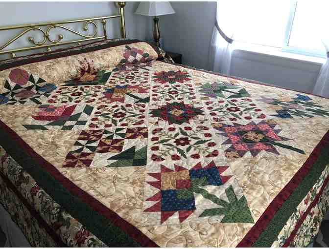 Beautiful Homemade Queen Sized Quilt