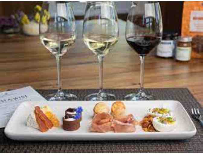 Seasonal Wine Tasting Experience with Culinary Bites for four guests