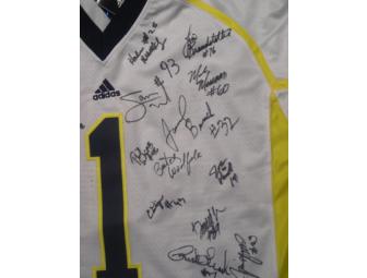 Michigan Jersey signed by Jamie Morris, Dan Dierdorf and more. 19 former Wolverine Football stars