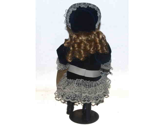 BOYDS COLLECTIBLE  FROM YESTERDAYS CHILD' PRISCILLA'  NUMBERED