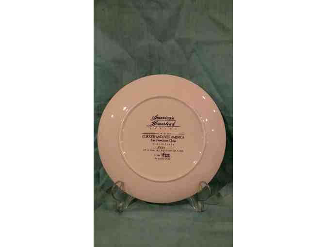 Currier & Ives 'American Homestead Spring' Plate