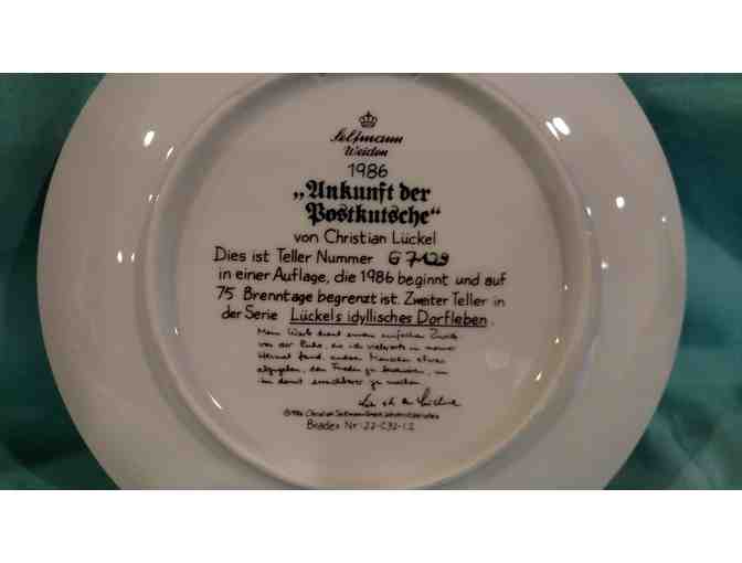 'Arrival of Stagecoach' Plate #G7129 from The Bradford Exchange