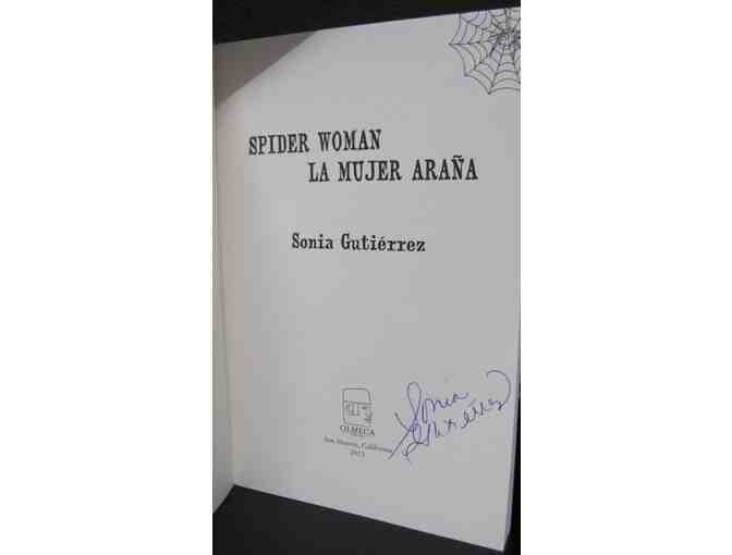 Spider Woman/La Mujer Arana Book