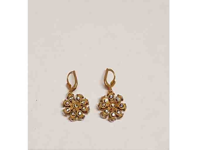 Flower Shape Dangle Earring