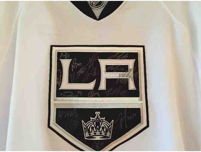 LA Kings 2014  Stanley Cup Team Signed Jersey