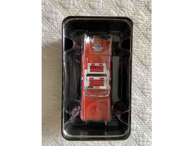003. Matchbox Collectible Platinum Edition - Red Convertible