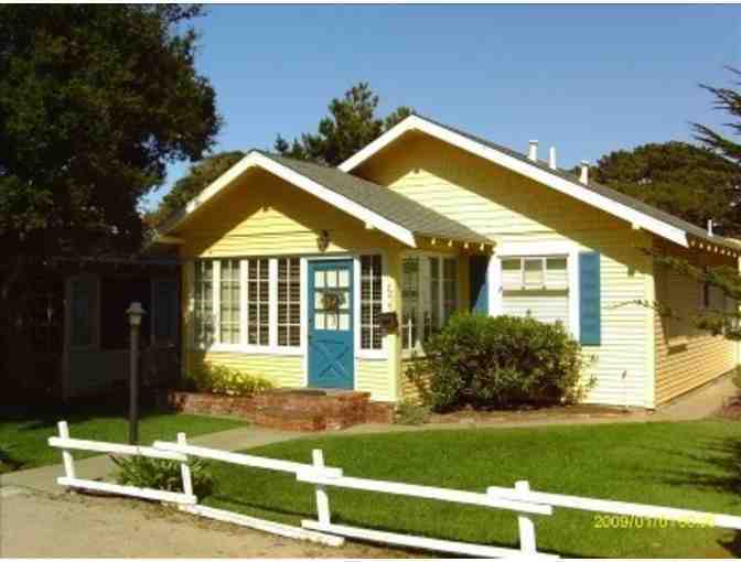 Pacific Grove Cottage and Dinner Getaway