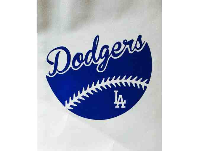 DODGERS FANS!! THIS MEMORABILIA IS FOR YOU!! BOBBLES, RALLY TOWELS, SWEATSHIRT & MORE!