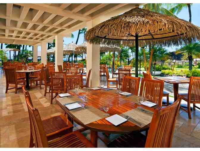 United for Business Roundtrip Airfare for Two AND 6 Nights in Hawaii!