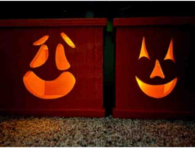 2 Wooden Jack O'Lanterns