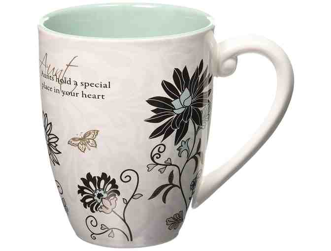 Aunt Mug - 'Aunts hold a special place in your heart' - Great Gift