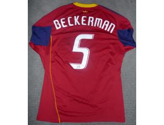 2011 jersey worn by Kyle Beckerman