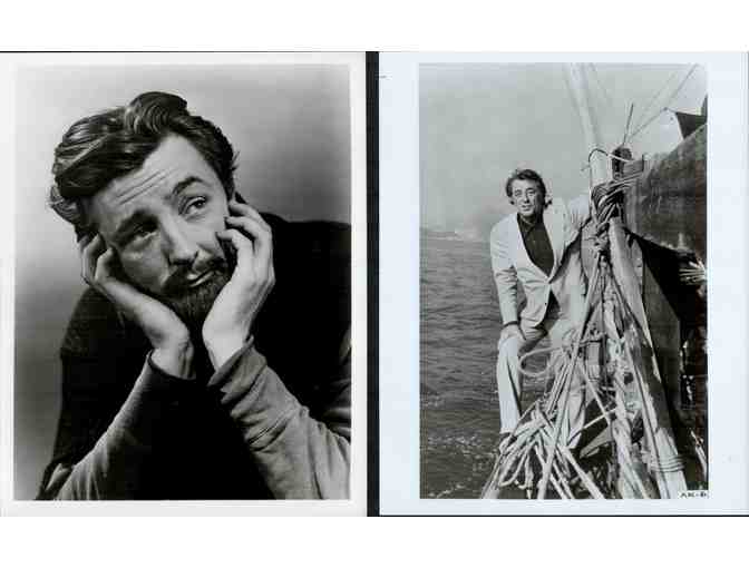 ROBERT MITCHUM, collectors lot, group of classic celebrity portraits, stills or photos