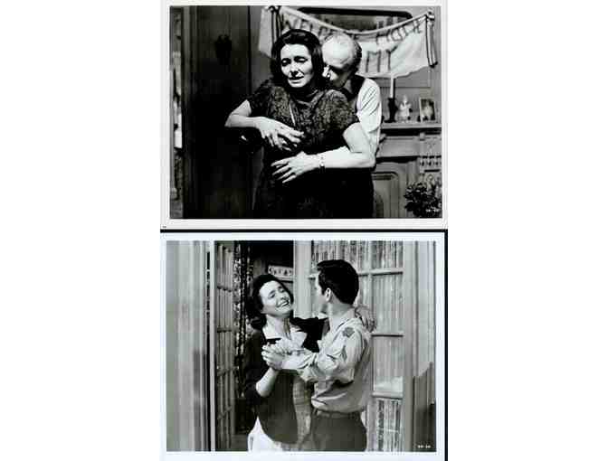 SUBJECT WAS ROSES, 1968, movie stills, Martin Sheen, Patricia Neal