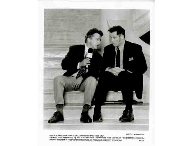 MAD CITY, 1997, movie stills, Dustin Hoffman, John Travolta