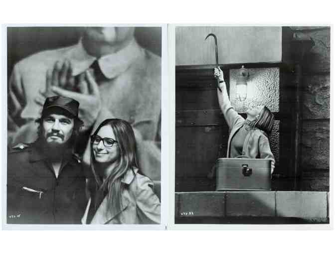 UP THE SANDBOX, 1973, movie stills, Barbra Streisand, David Selby