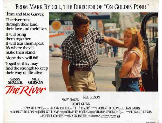 RIVER, 1984, lobby cards, Mel Gibson, Sissy Spacek