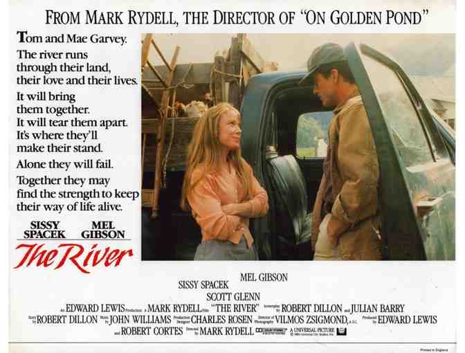 RIVER, 1984, lobby cards, Mel Gibson, Sissy Spacek