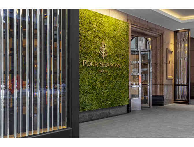 Four Seasons Hotel Chicago + $2,000 Delta Air Lines eCredits