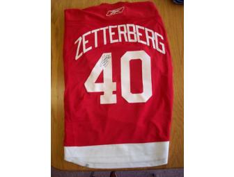 Autographed Zetterberg Detroit Red Wing Jersey