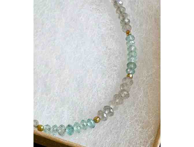 14K Gold filled Bronze bracelet with apatite and labradorite stone - Handmade